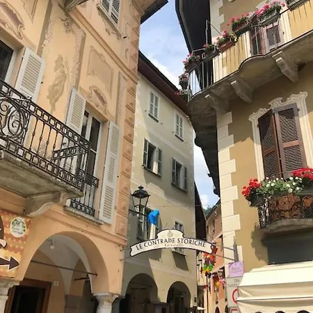Sui Tetti Di Pietra * 瓦拉洛